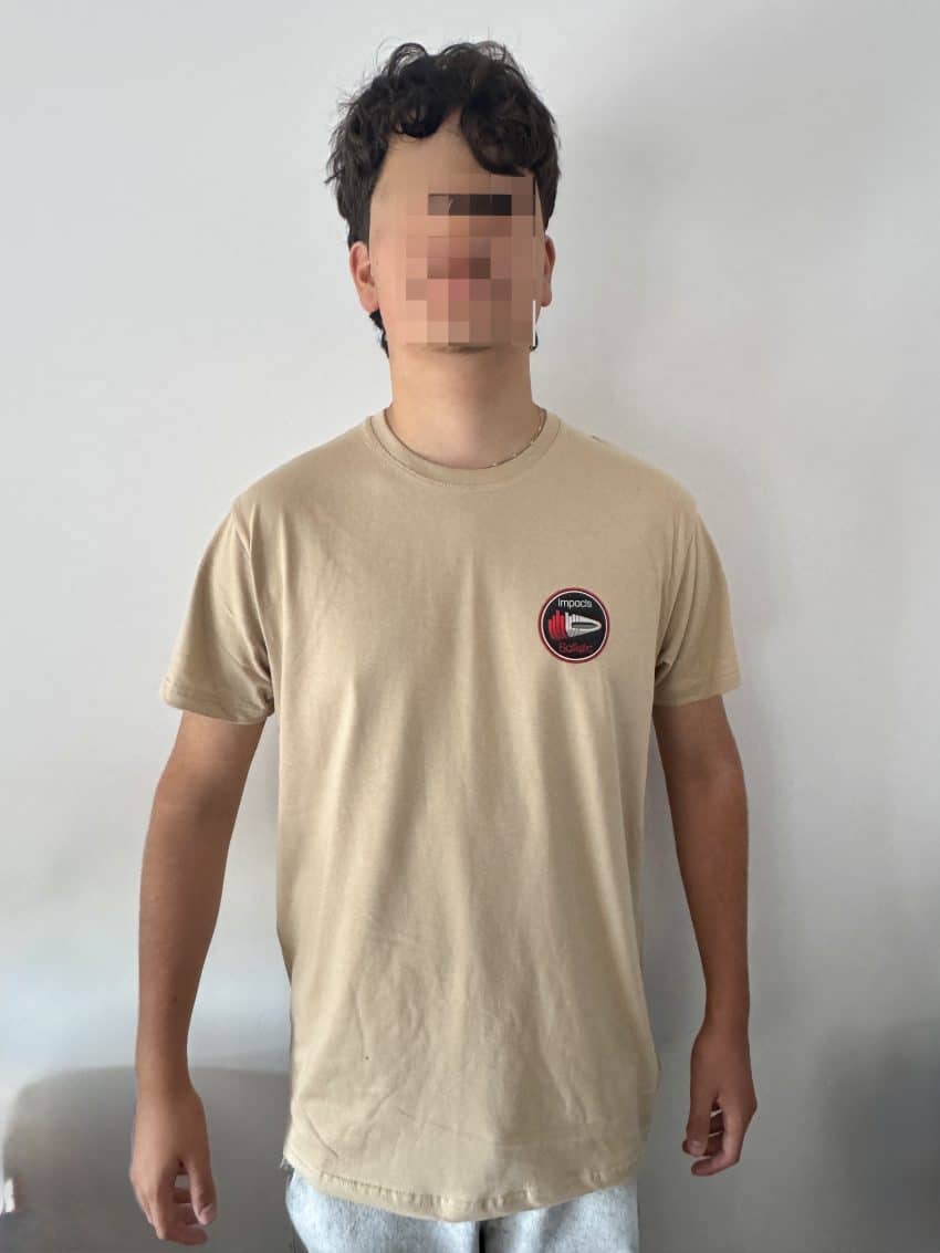 T-shirt Unisexe Contre Visée – Image 2